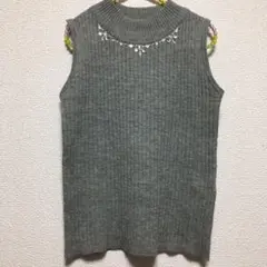 ノースリーブ  ビジュー  リブニット　グレー