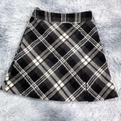 UNTITLED【2】ひざ上丈スカート　チェック柄　秋冬　少し厚手　レディース