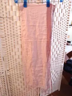 ピンクとブラウンのストライプストール