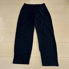 UNIQLO 黒 ウルトラストレッチアクティブジョガーパンツ160