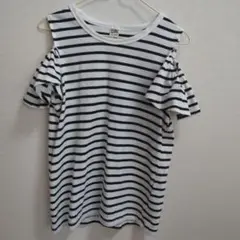 branshes 黒✕白ボーダーTシャツ　オフショルダー140
