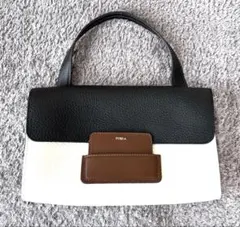 美品 FURLA MAIA レザー ハンドバッグ黒フォーマル 入学式卒業式フルラ