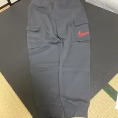新品　NIKE  ダークグレーカーゴジョガーパンツ