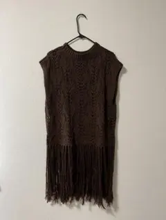 アズノゥアズピンキー ロングにフリンジベスト