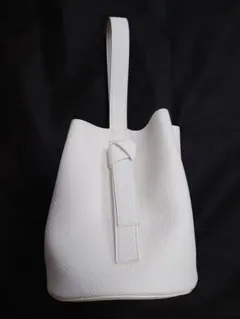 Item thumbnail for item 415e6884-ee0c-4848-b7e9-13da85dec627