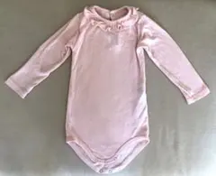 フリル付きピンクロンパース 長袖