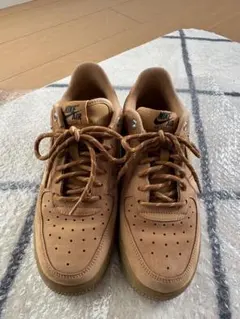 Nike Air Force 1 ベージュ スニーカー