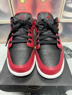 Item thumbnail for item d3a71dfb-faa8-412c-8dce-428b42154191