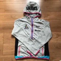 スボルメ　パーカー　スエット