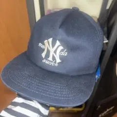 mondaysuckキャップ