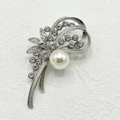 BC023 ブローチ パールデザイン おしゃれ 入園式 結婚式 フォーマル 女性