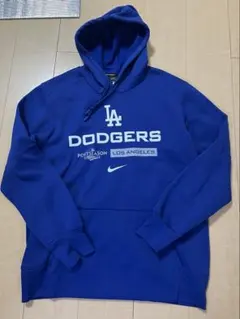 レア物　2022年　ポストシーズン　ロサンゼルスドジャースパーカー　NIKE製