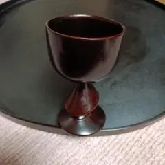 黒と赤の陶器製楕円形皿　飾って楽しんで下さい 黒と赤の陶器製楕円形皿 飾って楽しんで下さい - メルカリ