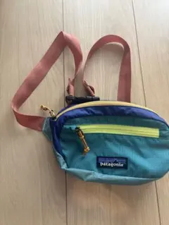 patagonia　ライトウェイトミニヒップパック