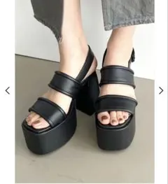 新品未使用EMODA ブラック厚底サンダル 23.5cm ヒール13cm