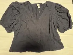 H&M 刺繍入り　ブラウス