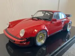 1/18 ポルシェ 911 (930) ターボ ignitionmodel