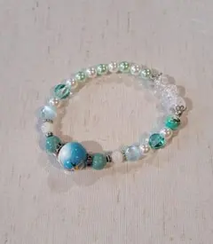ハンドメイド　ブレスレット　ビーズ　ゴム仕様　グリーン系