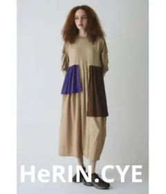 美品HeRIN.CYE タックスリーブドッキングドレスワンピース36