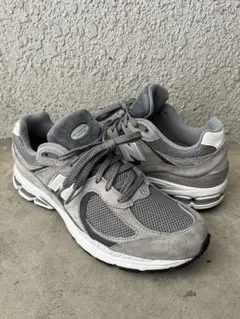 27㎝ New Balance ニューバランス M2002RSTグレーのサムネイル