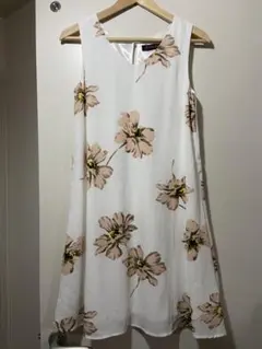 ピンクミックス　花柄ワンピース