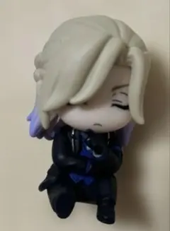 ヴィルシェーンハイト　フィギュア 肩ズン　ツイステッドワンダーランド