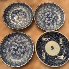 青と白の葉と花模様皿4枚セット
