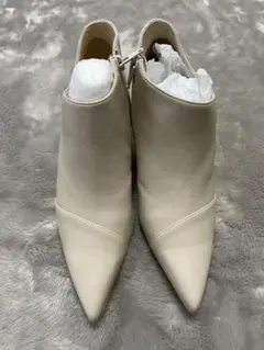 MOUSSY ショートブーツ ベージュ