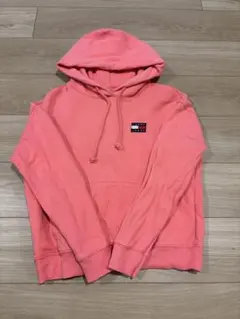 TOMMY JEANS ピンク フード付きパーカー