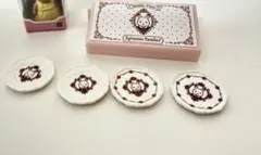 シルバニア　ガチャガチャ※お皿のみ