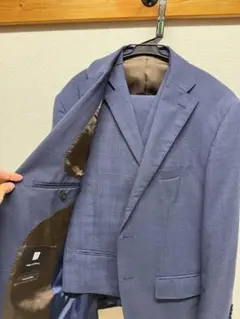 スリーピーススーツ