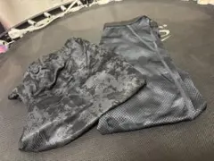 ハーフパンツとスポーツレギンス匿名発送