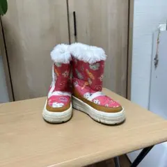 子ども用ファー付きピンクブーツ