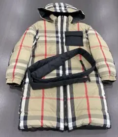キッズ　BURBERRY チェック柄 ダウンコート　128cm 8Y