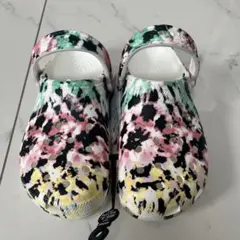 クロックス　crocs classic tie dye mania clog