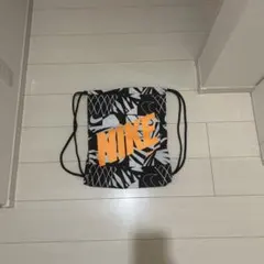 NIKE グラフィックプリント ナップザック