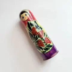 1960s ヴィンテージ 旧ソ連 マトリョーシカ型 小物入れ 苺柄 木製 手描き 1960s ヴィンテージ 旧ソ連 マトリョーシカ型 小物入れ 苺柄 木製
