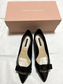 FABIORUSCONI リボンパンプス　ブラック　パテント　ファビオルスコーニ