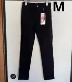 黒 カジュアルパンツ