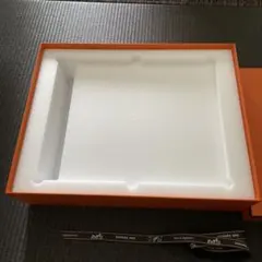 エルメス　フォトフレーム　プレイヤード　空箱＆リボンのサムネイル