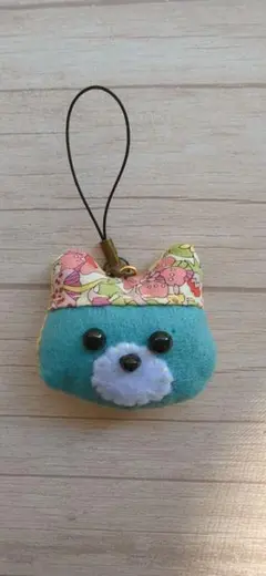 ✧特価ハンドメイド クマ ストラップ✧