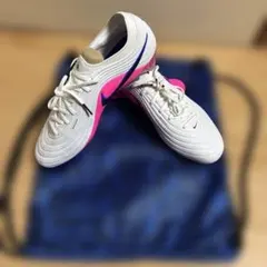 Nike サッカーシューズ ホワイト/ピンク/ブルー