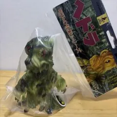 ソフビ Piling toys イカルス星人（チビラくん） - メルカリ