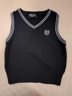 COMME CA ISM 黒 Vネック ベビーベスト90