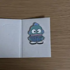 treasure ピンバッジ　はぴだんぶい　ハンギョドン