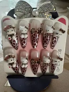 ハローキティ ヒョウ柄 ネイルチップ Sサイズ