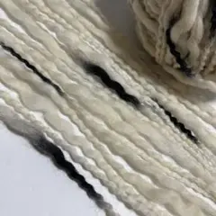 1m➳60円⚜切り売り⚜ツイスト スラブ★ヤーン アイボリー×ブラック ウール