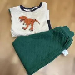 UNIQLO キルトパジャマ　アニア　120 ティラノサウルス　パジャマ