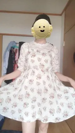 【セール中】Nice Claup ホワイト フラワープリント ワンピース