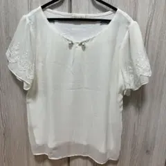 PATTERN fiona 半袖ブラウス ホワイト パールのサムネイル